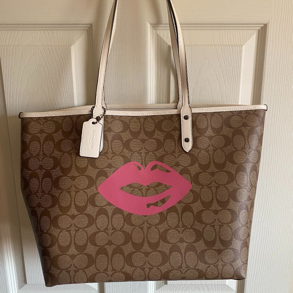 Coach purse